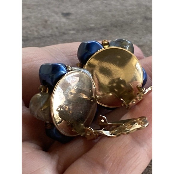 Lisner Clip Ons Earrings Vintage Blue Beads Gold Tone 50s - Picture 11 of 12